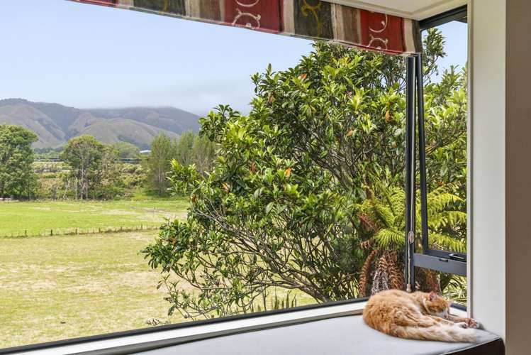 84 Derham Road Te Horo_15