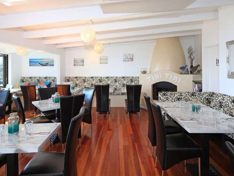 153 Ocean View Road Oneroa_17