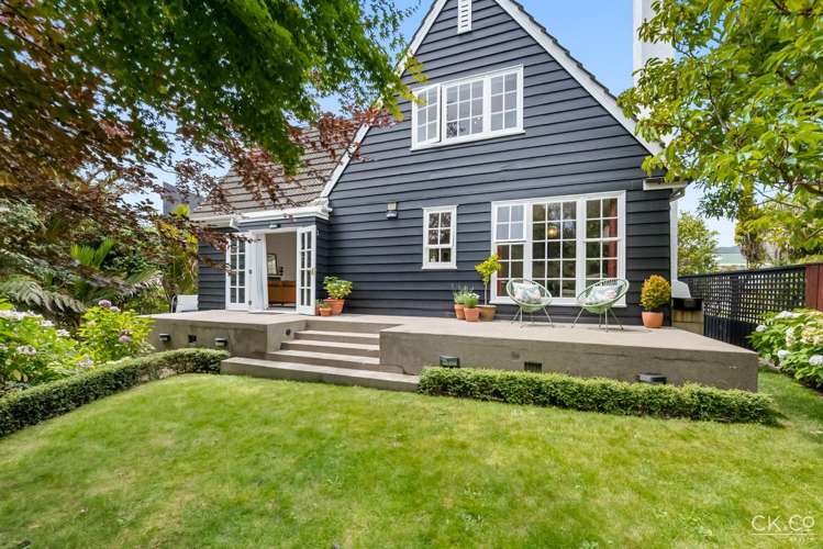 14 Willoughby Street Woburn_18