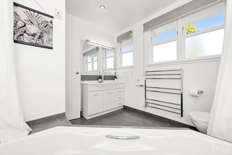 24 Longfellow Street Trentham_13
