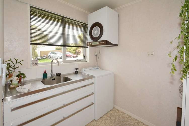 1 Devonport Street Green Island_17