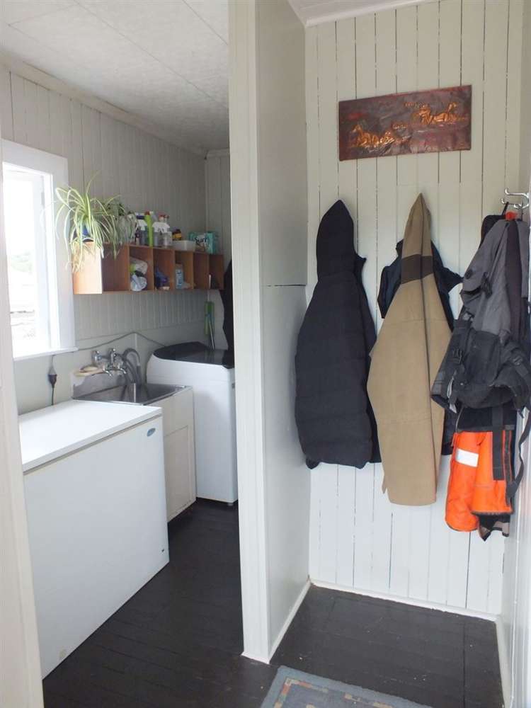 6 Ranft Street Reefton_10