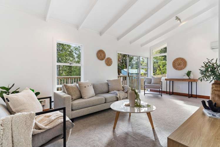 63 Neal Avenue Glenfield_1