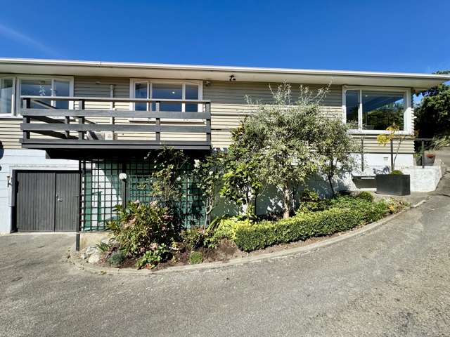 Rimu Retreat - Pristine and Private
