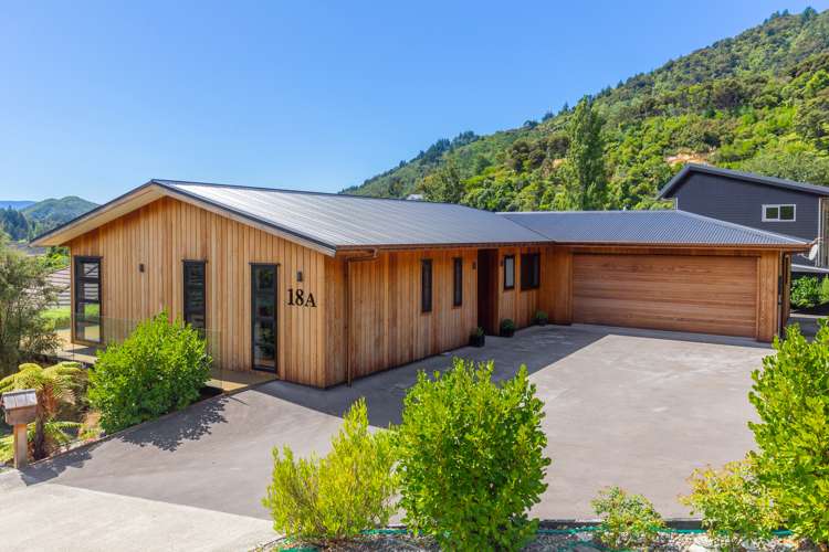 18a Russell Street Picton_24