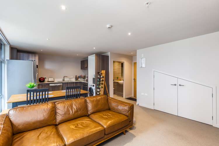 108/25 Don Mckinnon Drive Albany_2