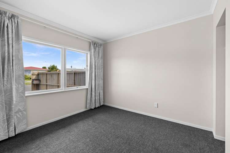 51 Clarence Cox Crescent Pirimai_12