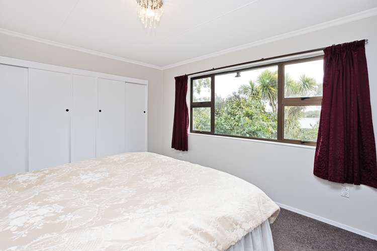 143 Black Road Otatara_18