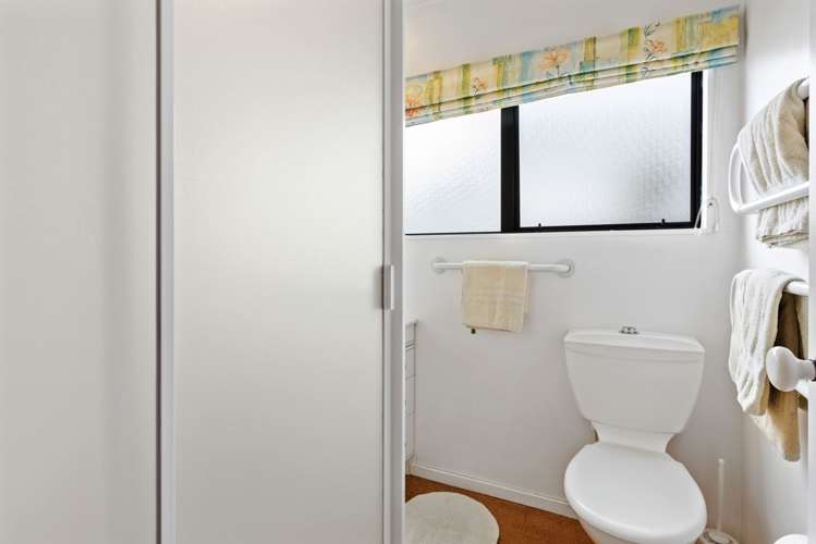 2/161 Stredwick Drive Torbay_11