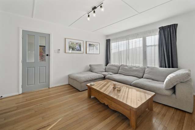 61 Petrie Street Wainuiomata_4