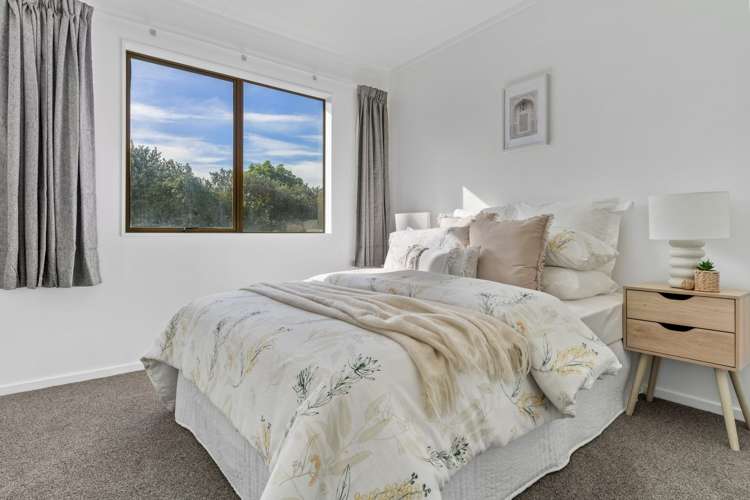 10 Kaimai Place Hairini_11