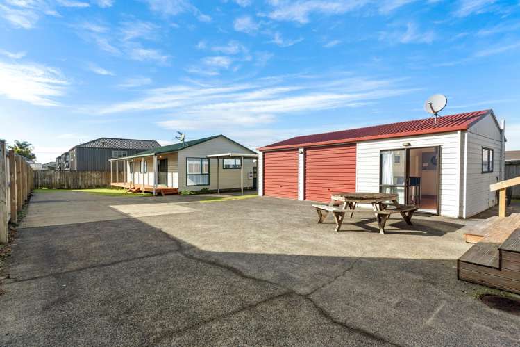 32 Churchill Avenue Manurewa_12