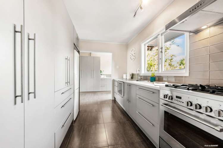 102 Kervil Avenue Te Atatu Peninsula_9