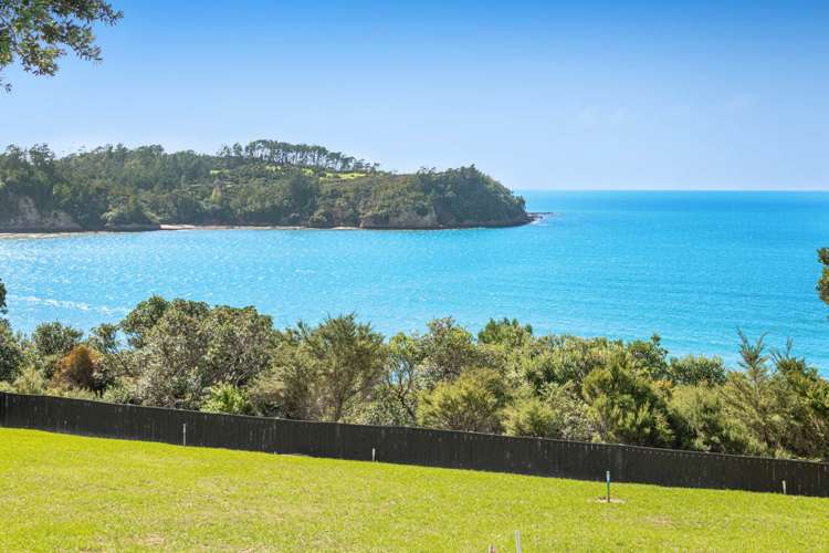 A,B,C,D,E/515 Hibiscus Coast Hway Orewa_11