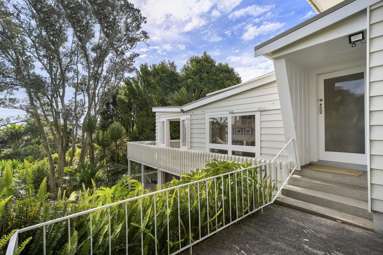 1/289 St Heliers Bay Road_3
