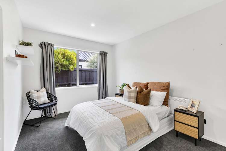 43 Sunline Avenue Lincoln_19