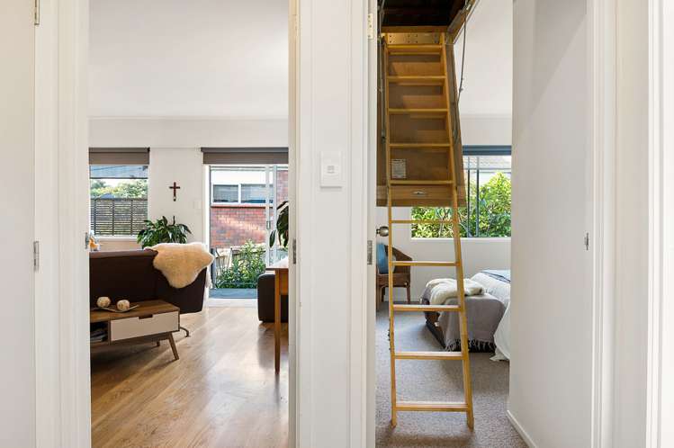 2/7 Edmonton Road Henderson_8