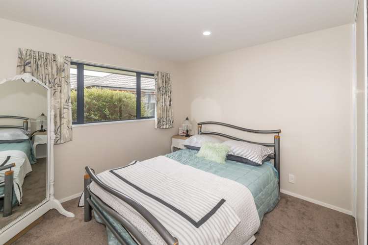 2 Paget Drive Woodend_9