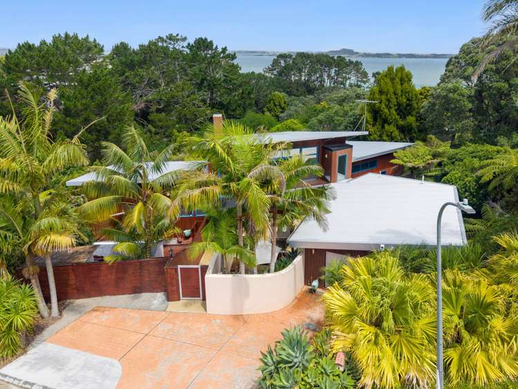 3 Ben James Drive Hillsborough_1