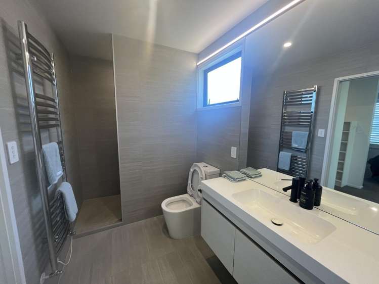 42 Gilbert Street New Plymouth Central_18