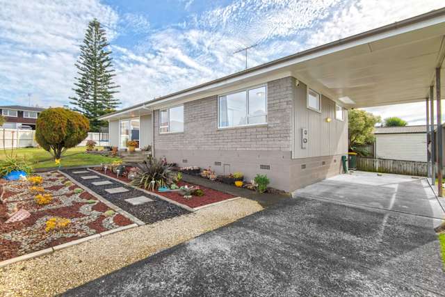 2 Blyton Lane Pakuranga Heights_1