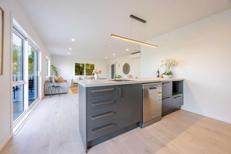 38a The Esplanade Westshore_8