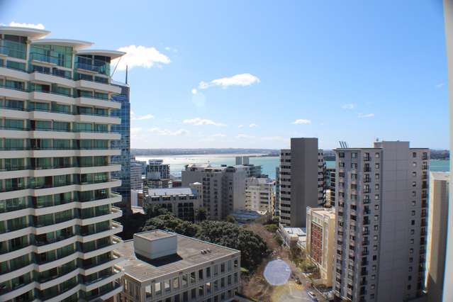 1811/10 Waterloo Quadrant Auckland Central_1