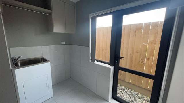12/30 Calvert Ave Mangere East_4