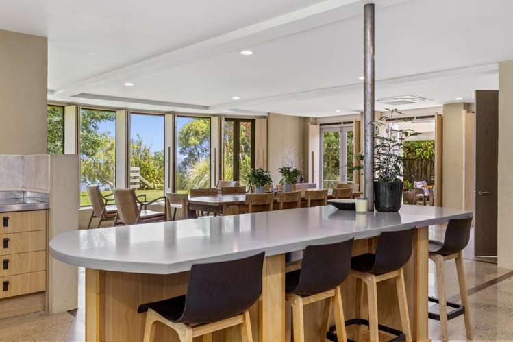 194 and 196 State Highway One Waitahanui_15