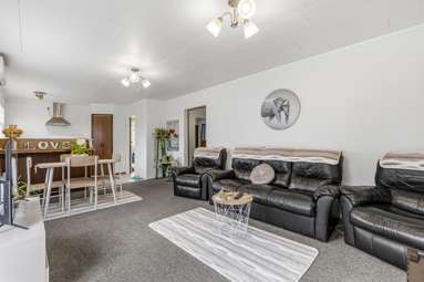 5a & 5b Rowan Place_2