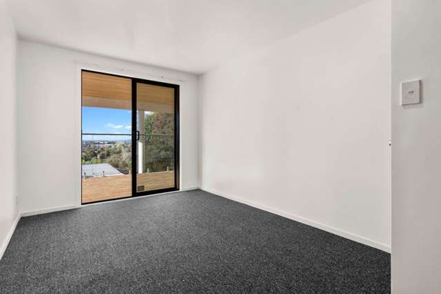 2/293 Glenfield Road Glenfield_4