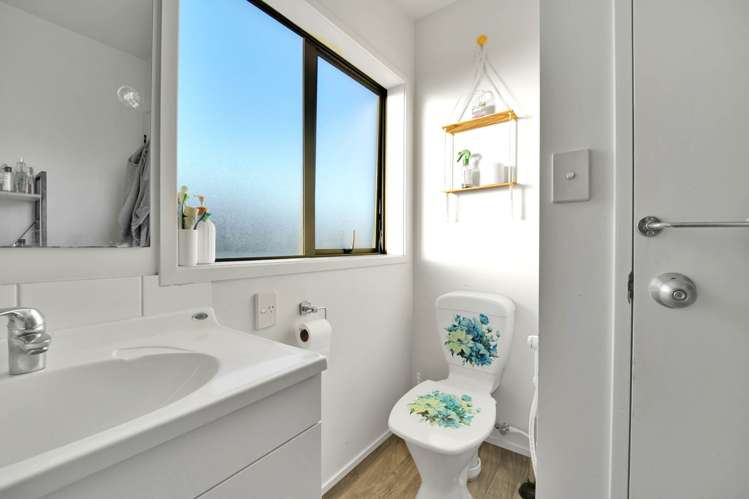 4/36 West Coast Road Glen Eden_12