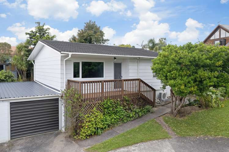 2/133 Edmonton Road Te Atatu South_13