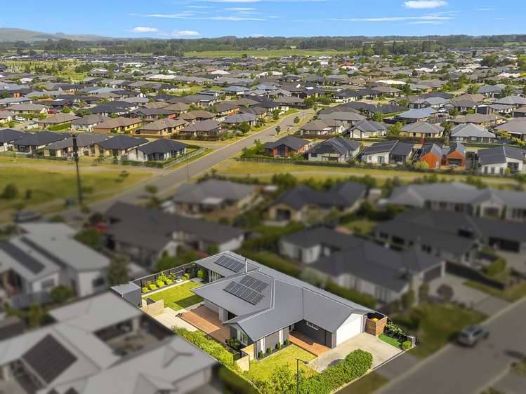 43 Sunline Avenue Lincoln_34