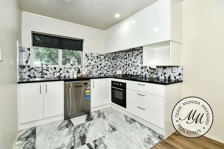 2/60 Moncrieff Avenue_3