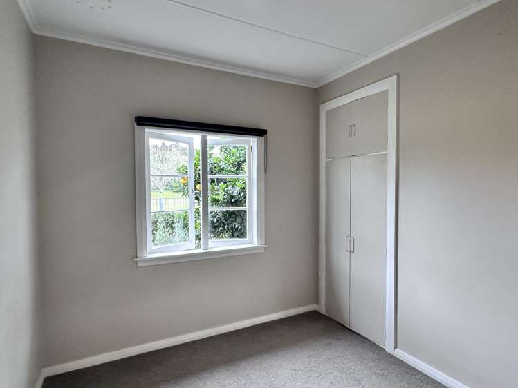 116 Loop Road Otaika_9