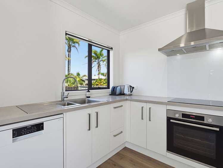 113 Kelly Jade Avenue Matarangi_8