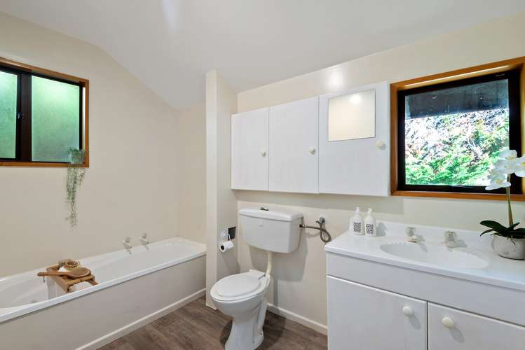 9 The Crescent Hillsborough_10