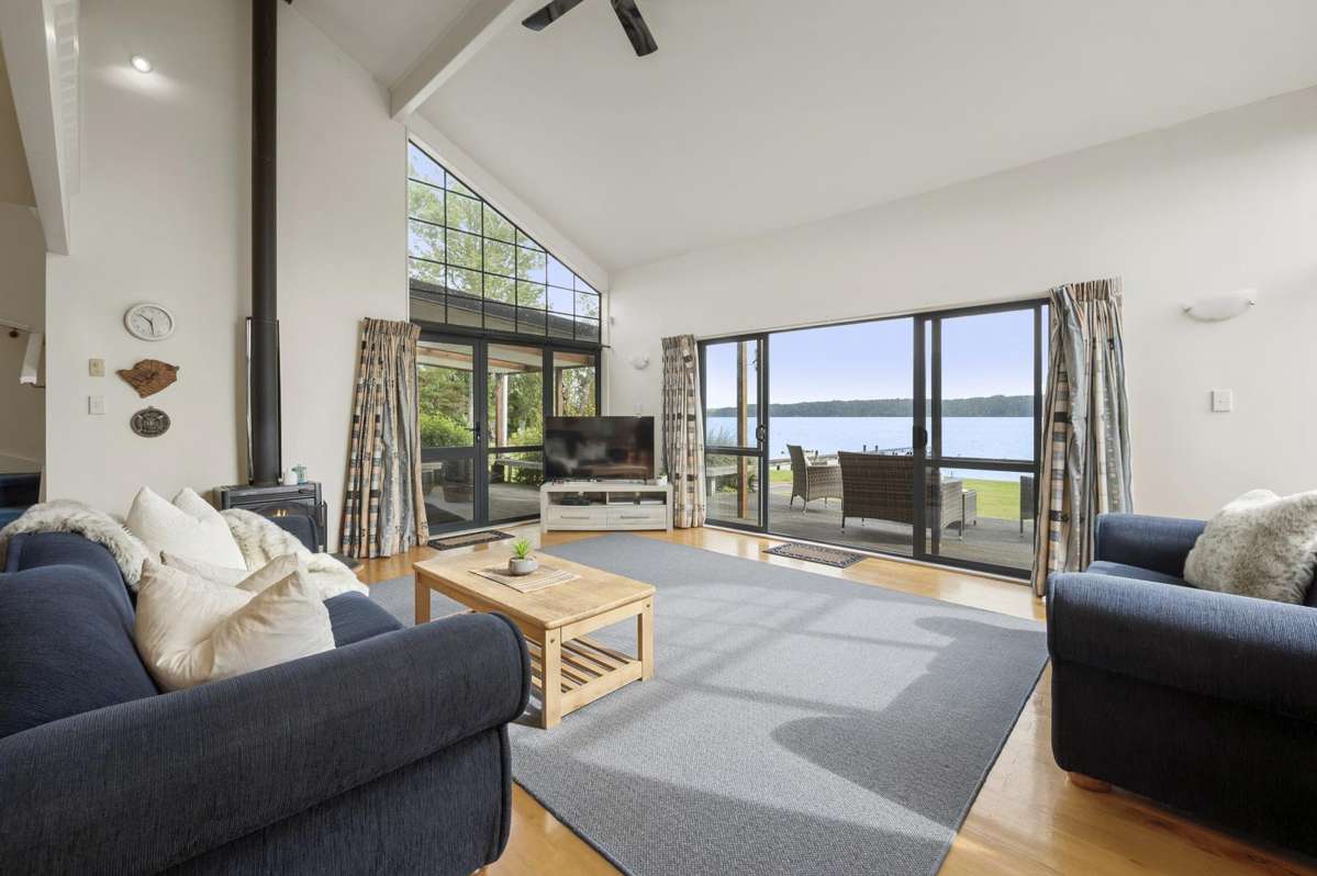 1513 State Highway 30_1