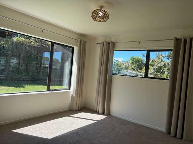 Polkinghorne Drive Manly_1