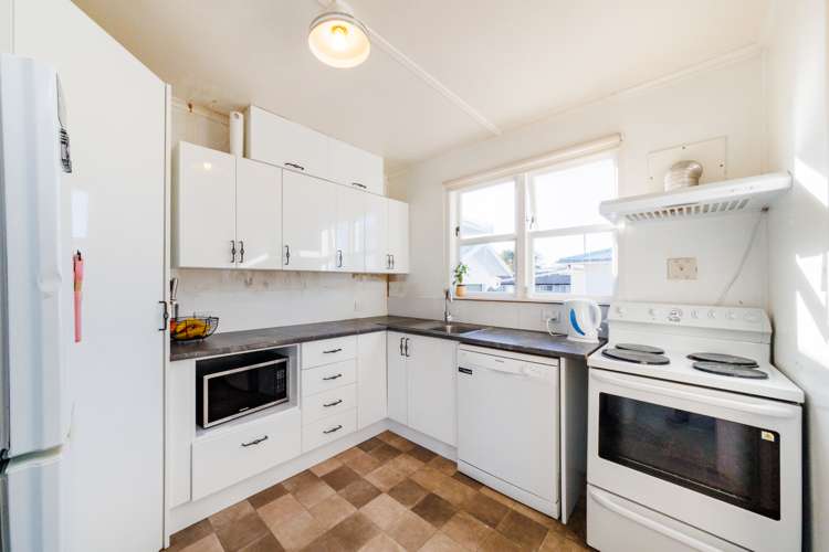 2 Signal Street Marton_14