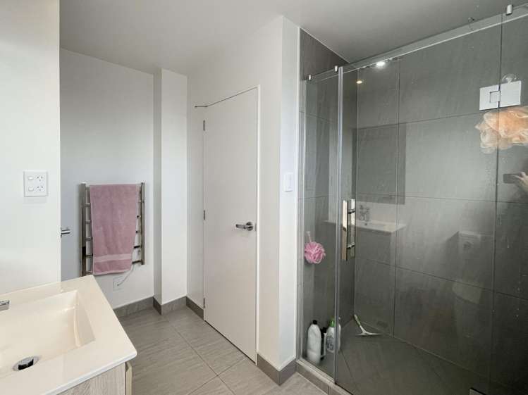 9/144 Titirangi Road New Lynn_16