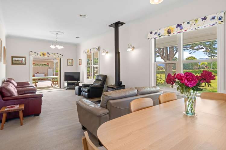 83 Lincoln Road Carterton_7