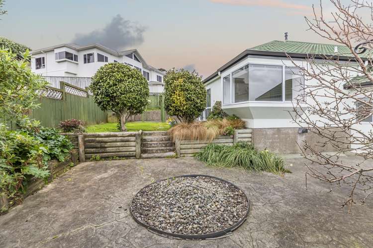 1 Tombane Terrace Papakowhai_20