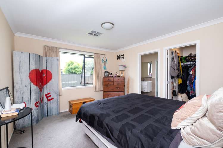 12 Delta Mews Place Clive_5