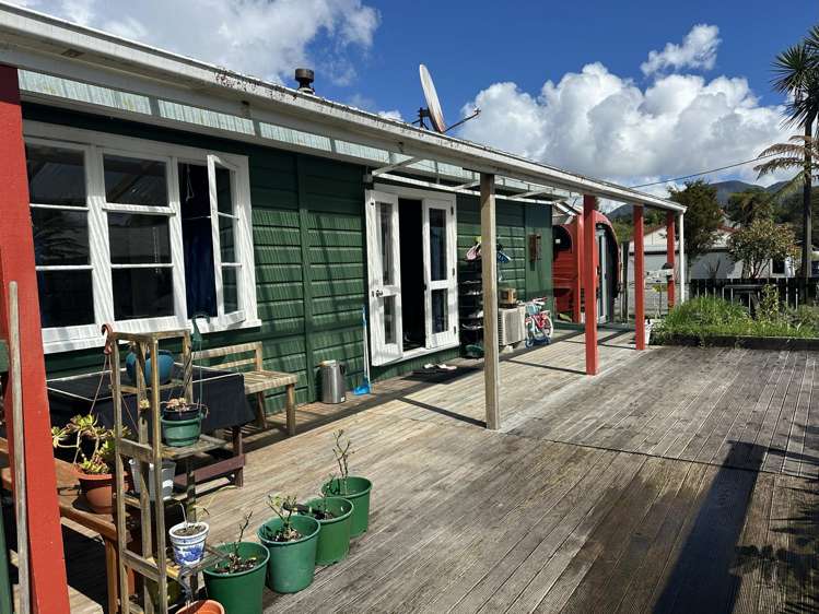 20 Cron Street Franz Josef_1