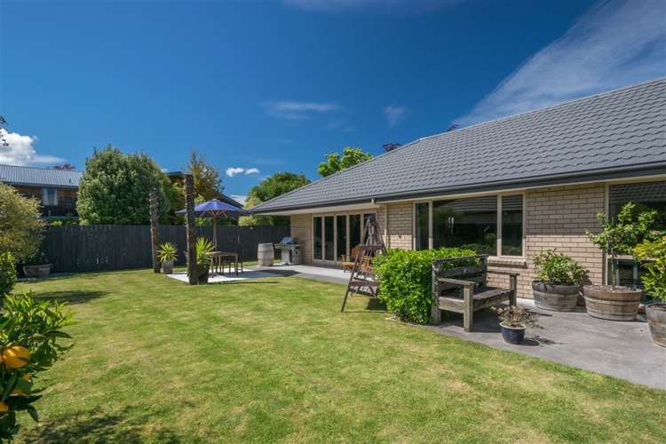 10 Roussel Place Springlands_17