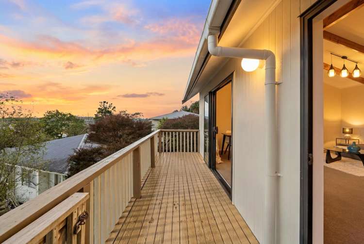 1/40 Lilburn Crescent Massey_15