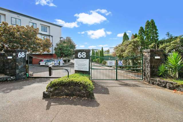 13, 68 Mountain Road Mt Wellington_4