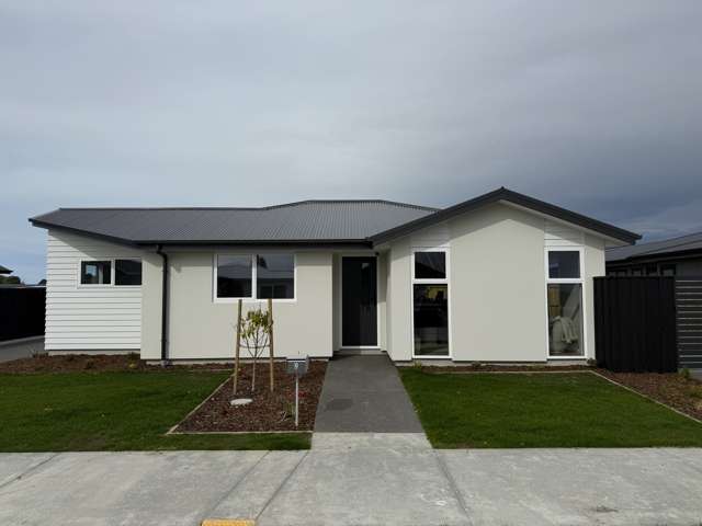 17 - 19 Longfields Road Lincoln_4